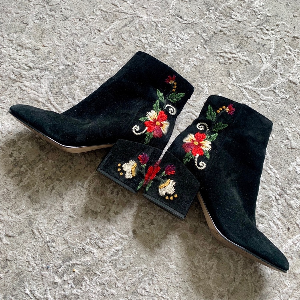 Sam Edelman Tavi Ankle Boot
